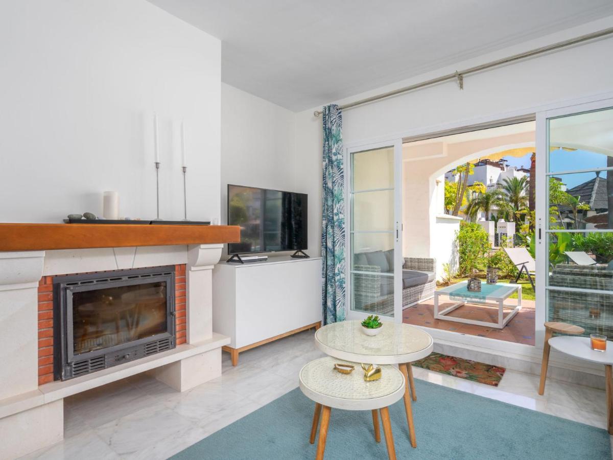 Apartamento Las Adelfas *